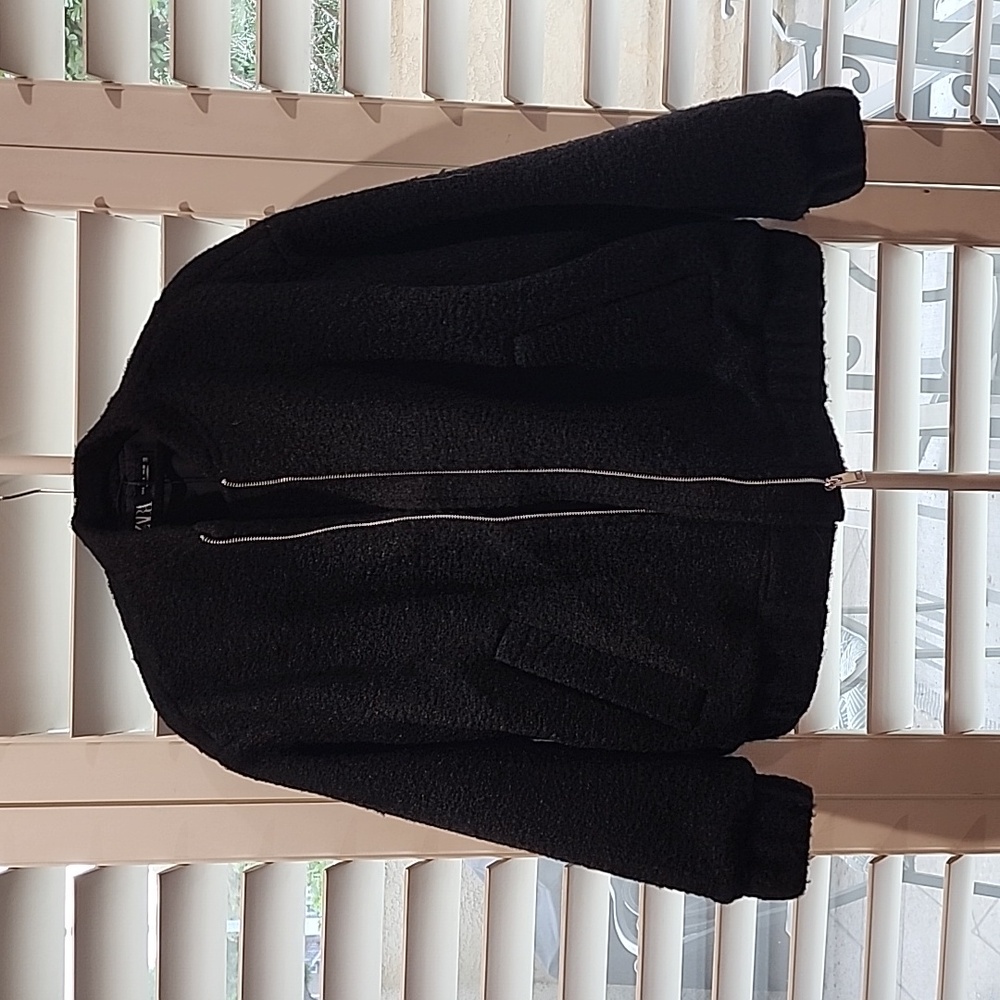 NWT Black Textured Zara jacket